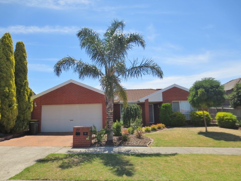 27 Jolly Terrace, South Morang VIC 3752