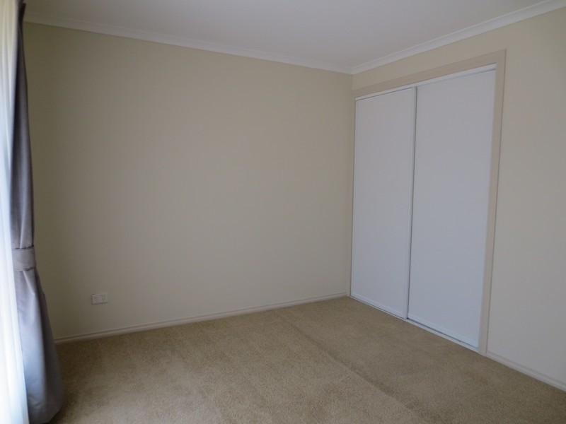 27 Jolly Terrace, South Morang VIC 3752