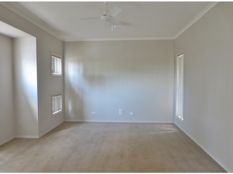 15 Starlight Gardens, Epping VIC 3076