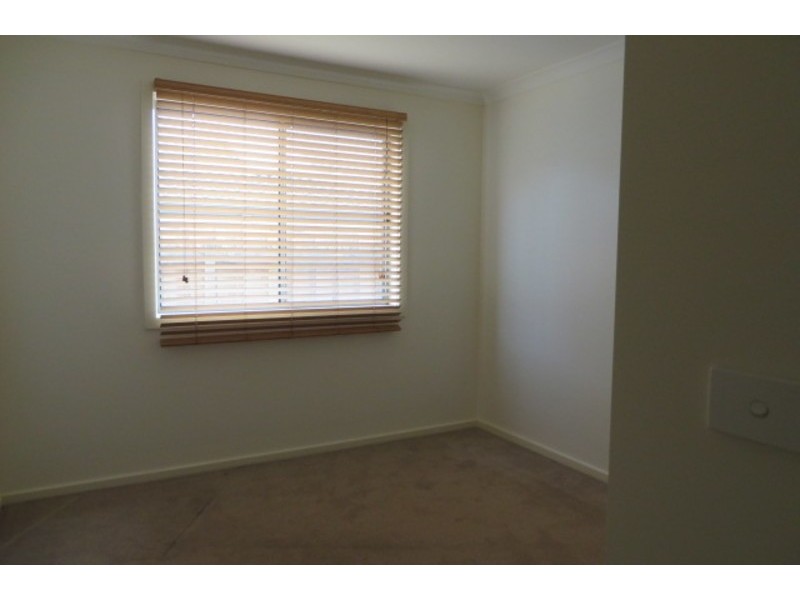 17 Huntington Terrace, Wollert VIC 3750