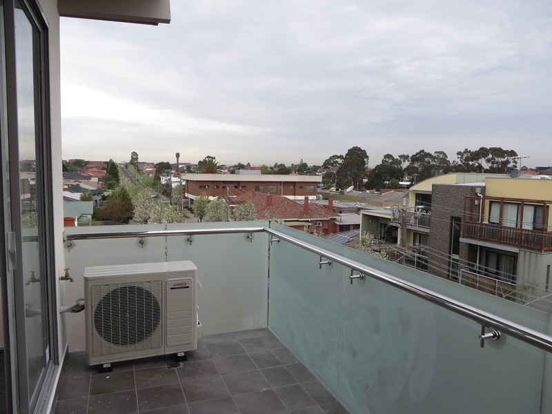 6/90 Roseberry Avenue, Preston VIC 3072