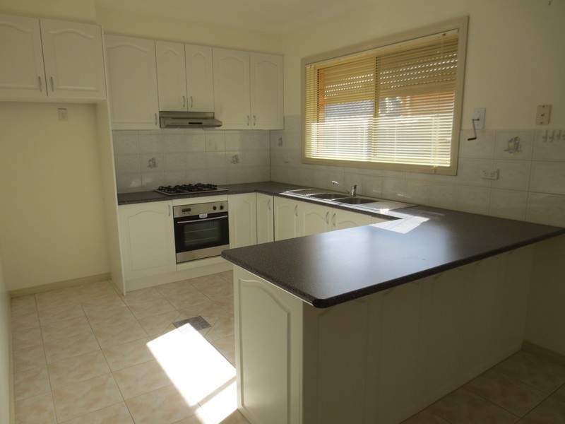 2/6 Treetop Court, Thomastown VIC 3074