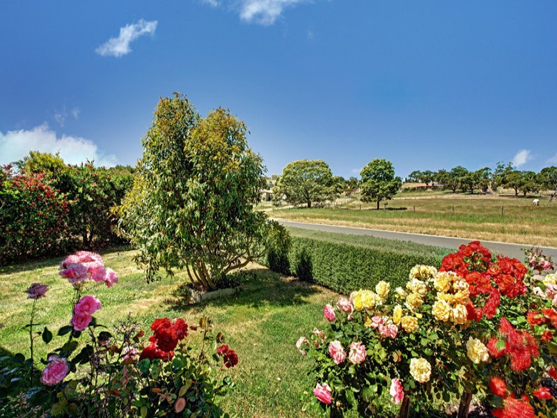 18 St Andrews Close (Hidden Valley), Wallan VIC 3756