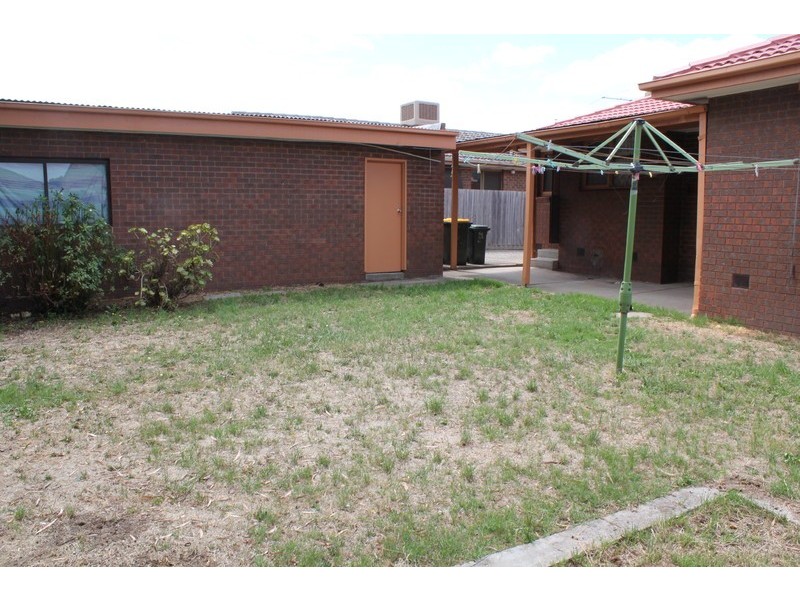 93 Redleap Avenue, Mill Park VIC 3082