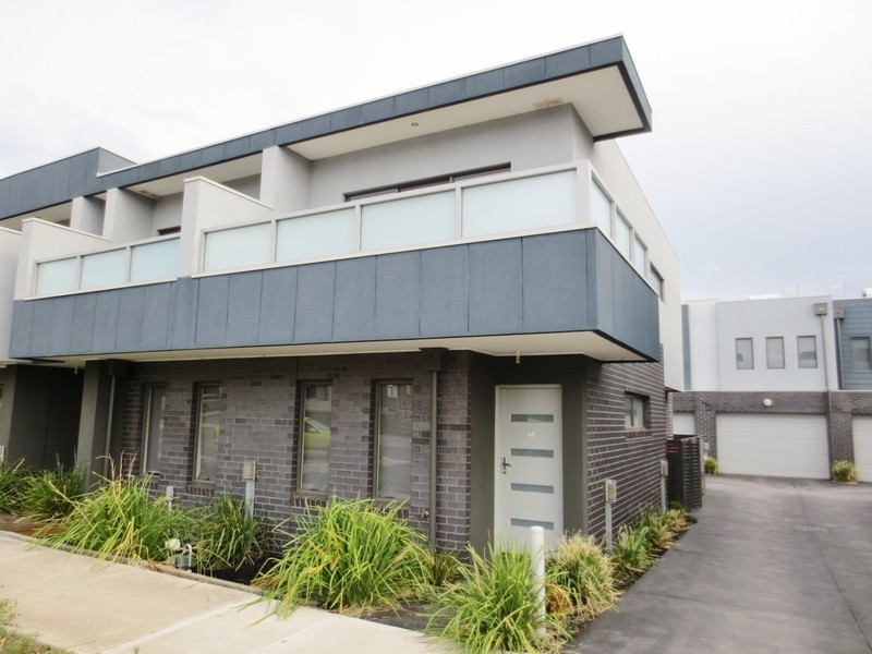 51 Saxony Drive, Epping VIC 3076