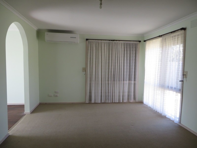 35 Carrington Boulevard, Thomastown VIC 3074