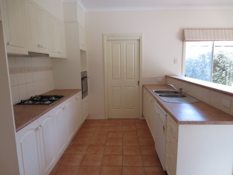 24 Willunga Way, Bundoora VIC 3083