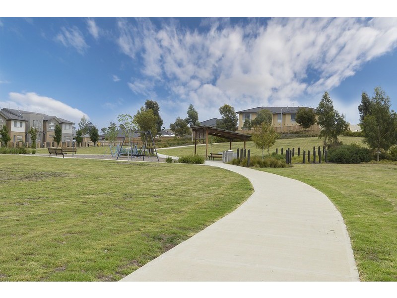 18 Park Edge Boulevard, Mernda VIC 3754