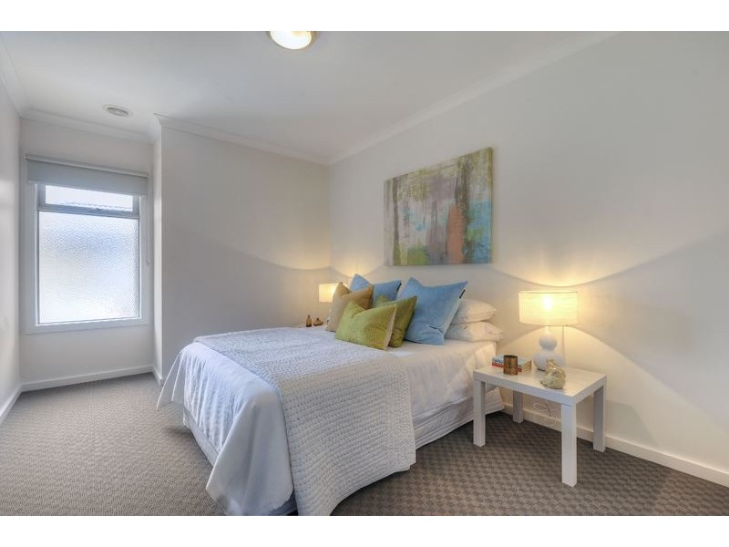 2 Snapdragon Street, South Morang VIC 3752