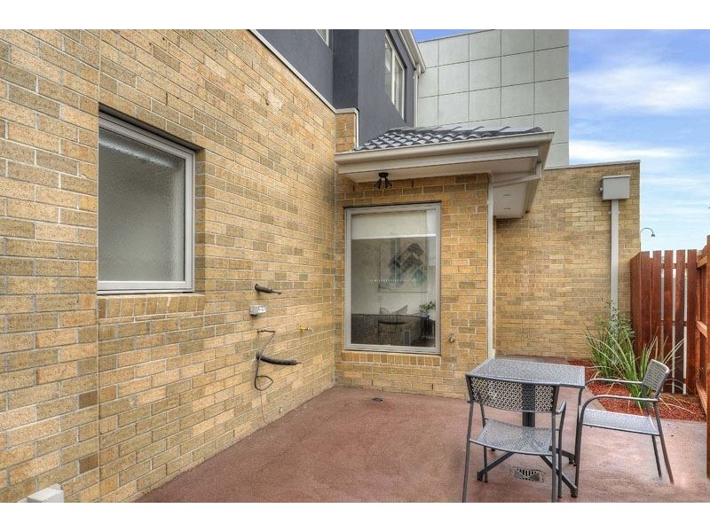 2 Snapdragon Street, South Morang VIC 3752
