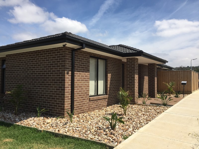 2 Bergamot Way, South Morang VIC 3752