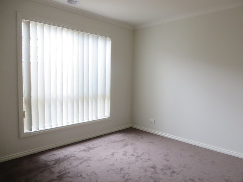14 Jenolan Way, South Morang VIC 3752