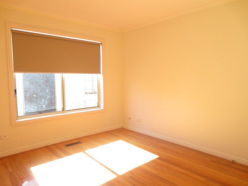 14 McCabe Drive, Epping VIC 3076