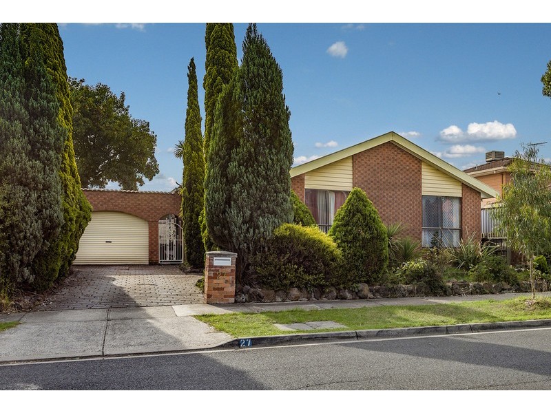 27 Hinkler Drive, Mill Park VIC 3082