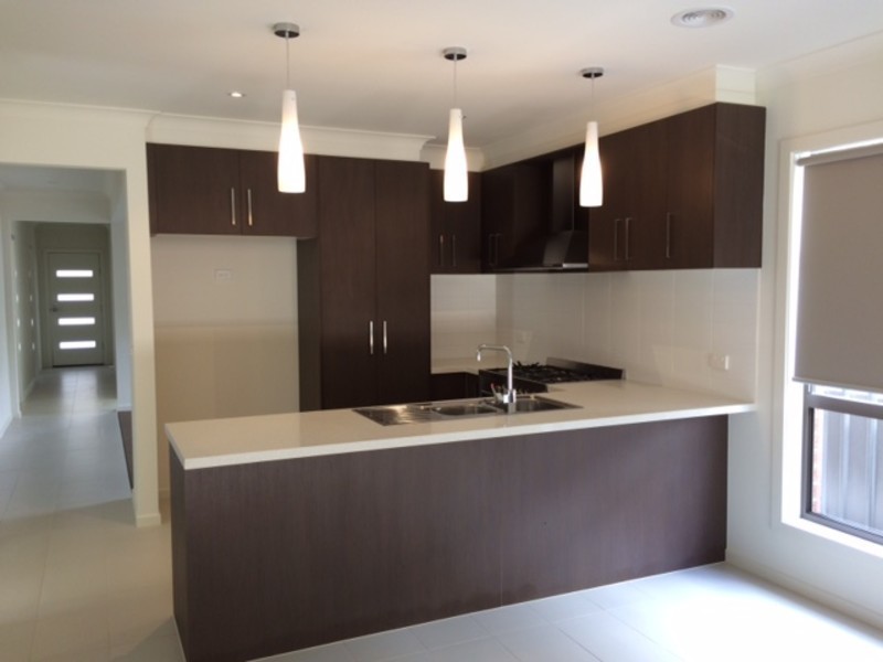 18 Park Edge Boulevard, Mernda VIC 3754