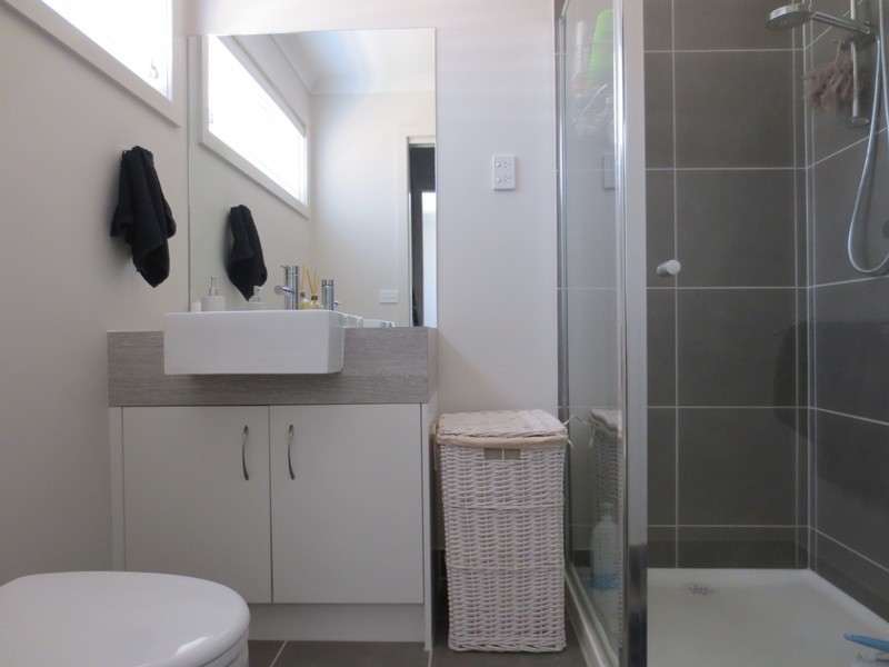 10 Travertine Crescent, Doreen VIC 3754