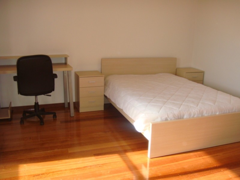 Room 4, 96 Dunne Street, Kingsbury VIC 3083