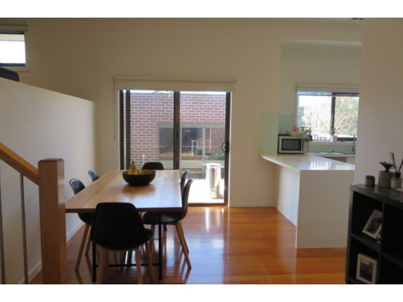 3/2-4 Reynolds Parade, Pascoe Vale South VIC 3044