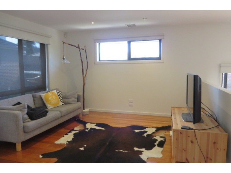 3/2-4 Reynolds Parade, Pascoe Vale South VIC 3044