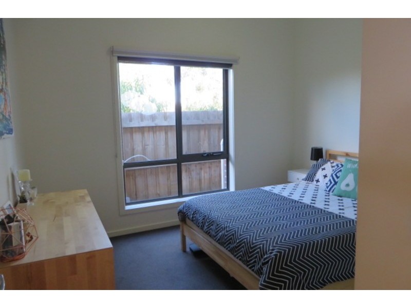 3/2-4 Reynolds Parade, Pascoe Vale South VIC 3044