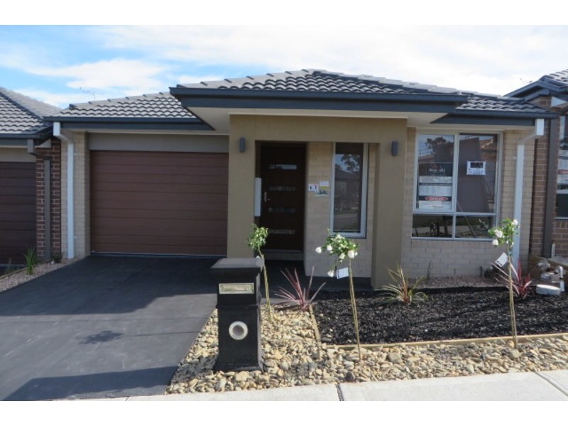 11 Belloza Way, Mernda VIC 3754