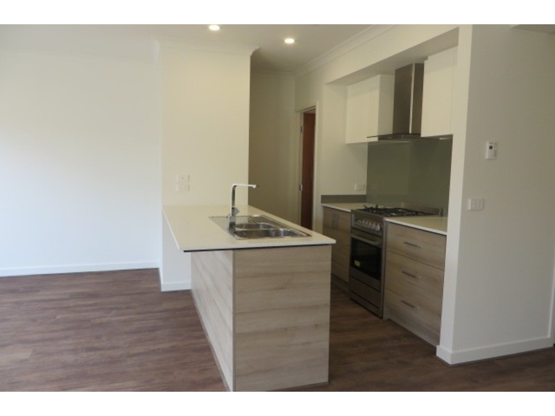 11 Belloza Way, Mernda VIC 3754