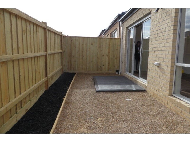 11 Belloza Way, Mernda VIC 3754