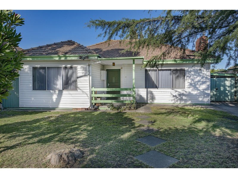 17 Arndell Street, Thomastown VIC 3074