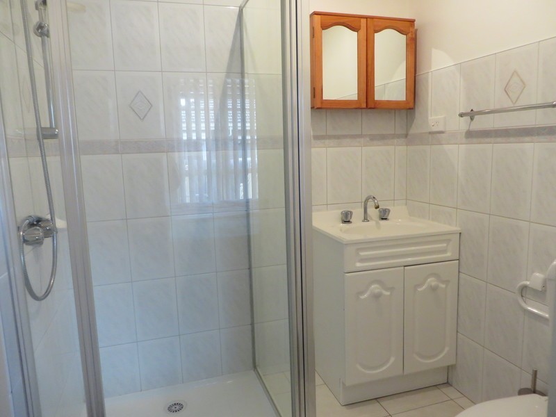 2/4 Anderson Street, Lalor VIC 3075