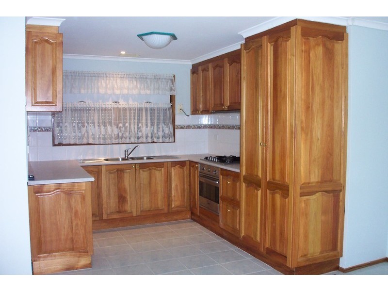 2 Christie Avenue, Mill Park VIC 3082