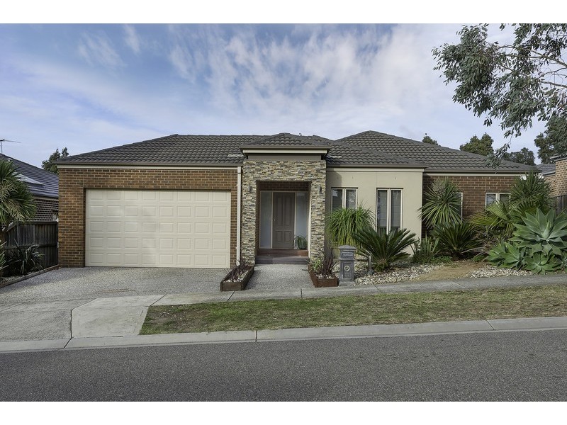 14 Thornholm Road, South Morang VIC 3752