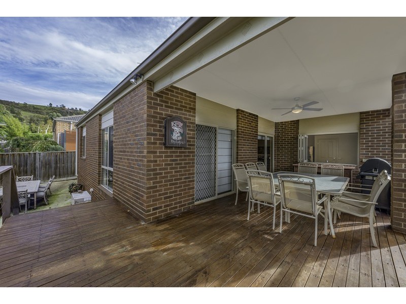 14 Thornholm Road, South Morang VIC 3752
