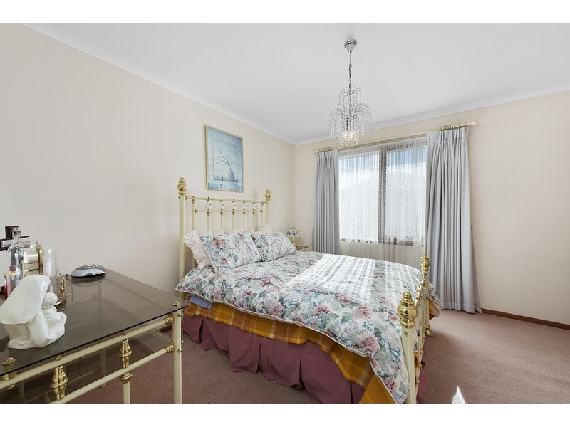 36 Blackman Avenue, Mill Park VIC 3082