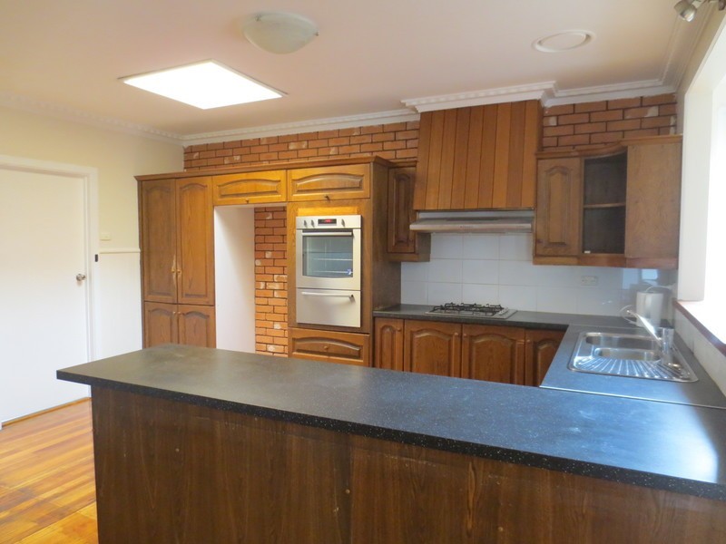 104 Mill Park Drive, Mill Park VIC 3082