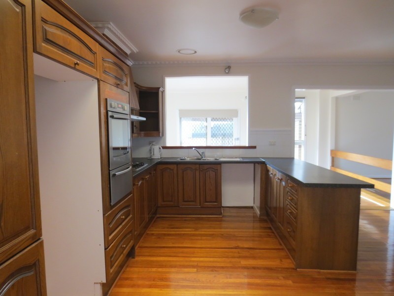 104 Mill Park Drive, Mill Park VIC 3082
