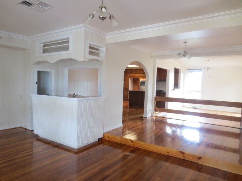 104 Mill Park Drive, Mill Park VIC 3082