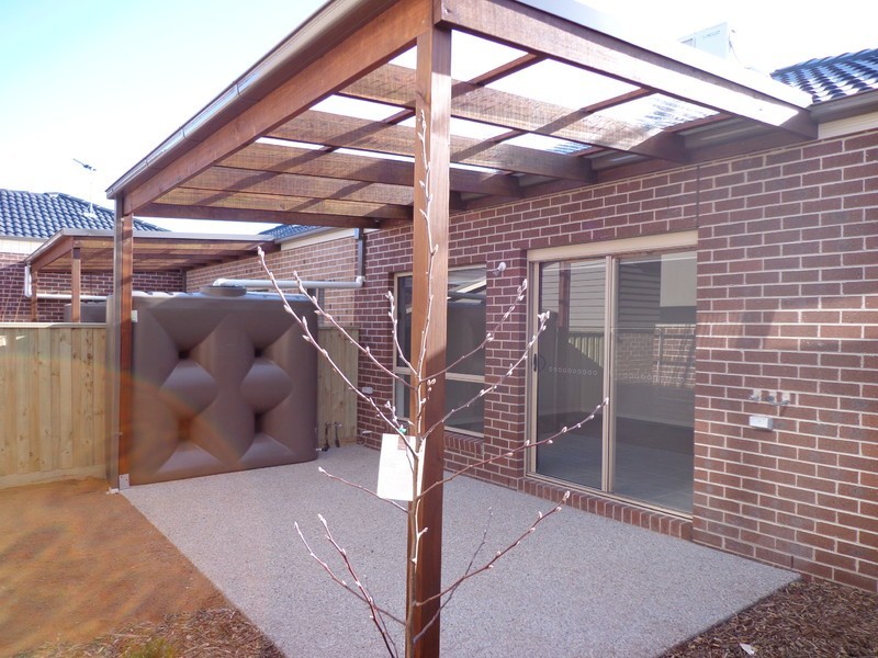 6 Pittard Walk, Epping VIC 3076