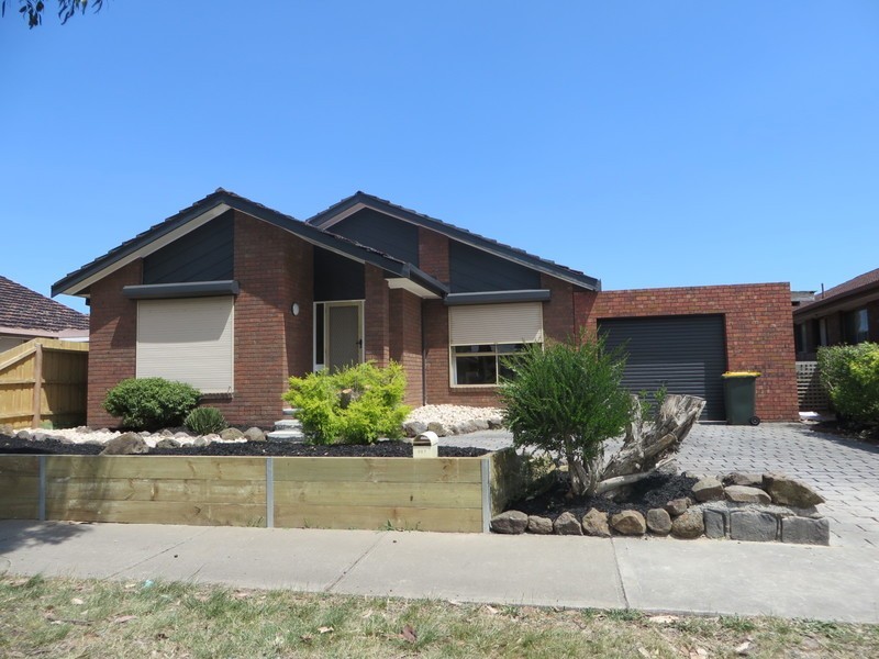 207 Childs Road, Mill Park VIC 3082