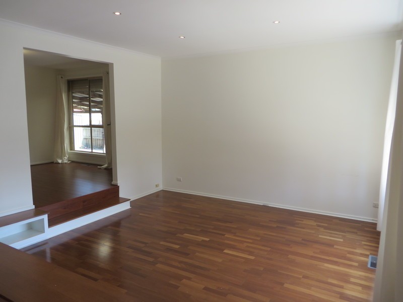 207 Childs Road, Mill Park VIC 3082