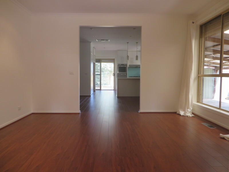 207 Childs Road, Mill Park VIC 3082