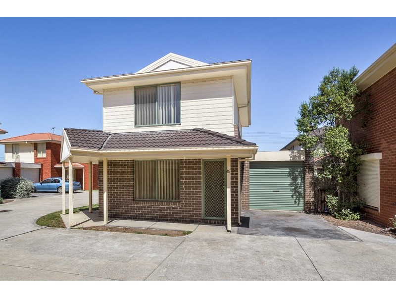 16 Pace Circuit, South Morang VIC 3752