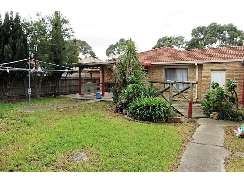 19 Carroll Crescent, Mill Park VIC 3082