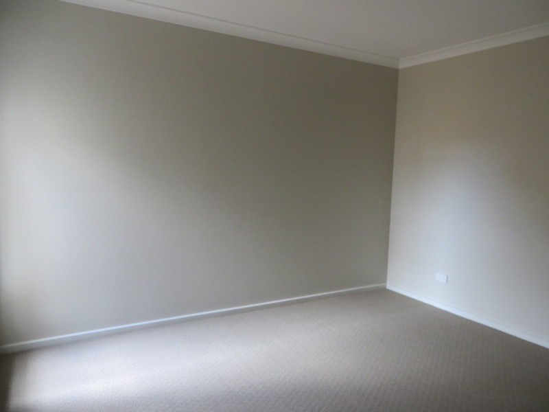 42 Sissinghurst Parade, Mernda VIC 3754