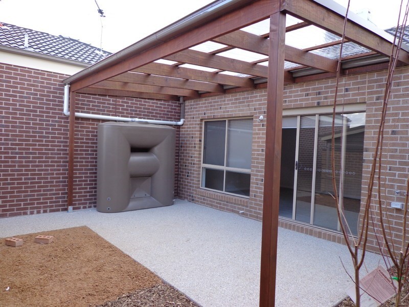 4 Pittard Walk, Epping VIC 3076