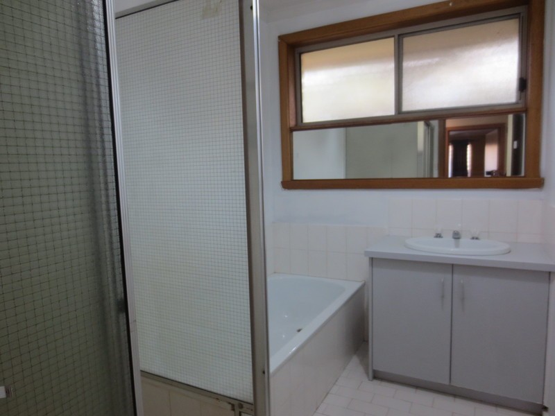 6 Pickworth Drive, Mill Park VIC 3082