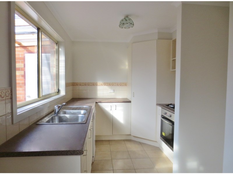 2/30 Bamfield Road, Heidelberg Heights VIC 3081