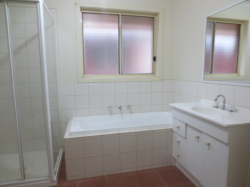 31 Pace Circuit, South Morang VIC 3752