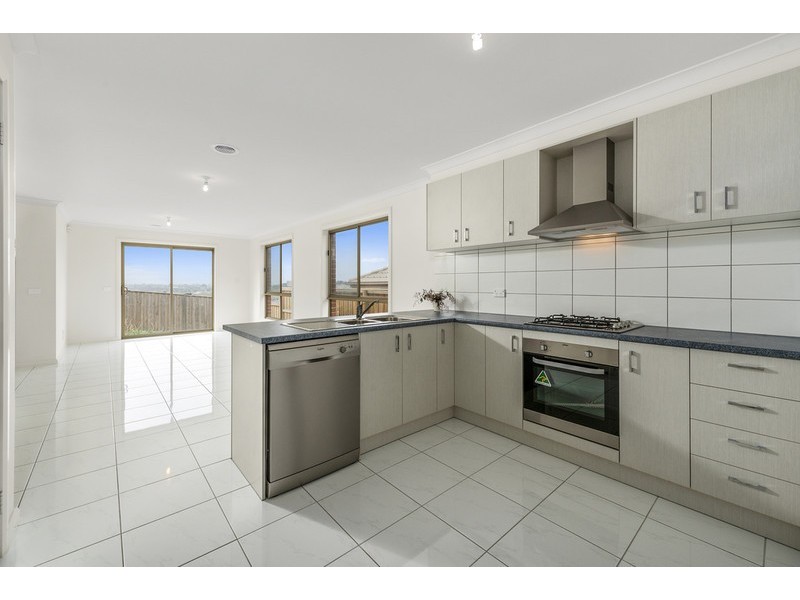 16 Georgia Drive, Mernda VIC 3754