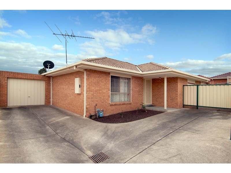 108A Woolnough Drive, Mill Park VIC 3082