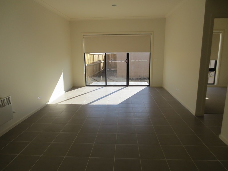 9 Pontoon Street, Lalor VIC 3075